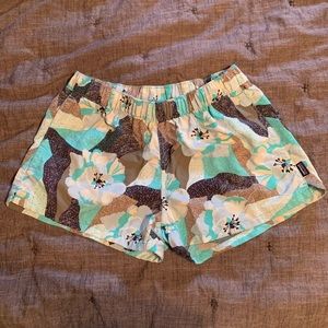 Patagonia barely baggies!